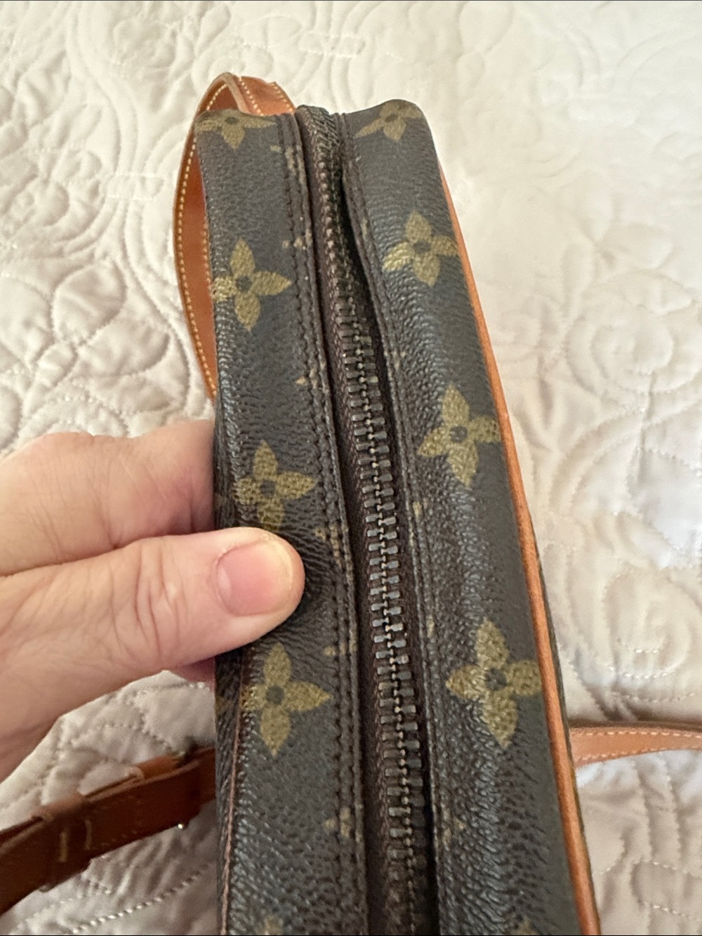 Vintage Louis Vuitton Monogram Crossbody in Brown and Tan - Picture 14 of 17